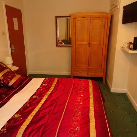 Bed & Breakfast Riverside House